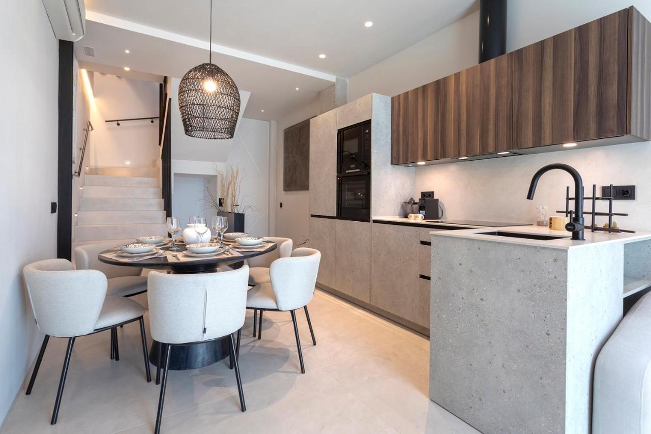 Magnificent Renovated 2Bd 2Bth Duplex With Terrace - City Centre Malaga Exterior photo